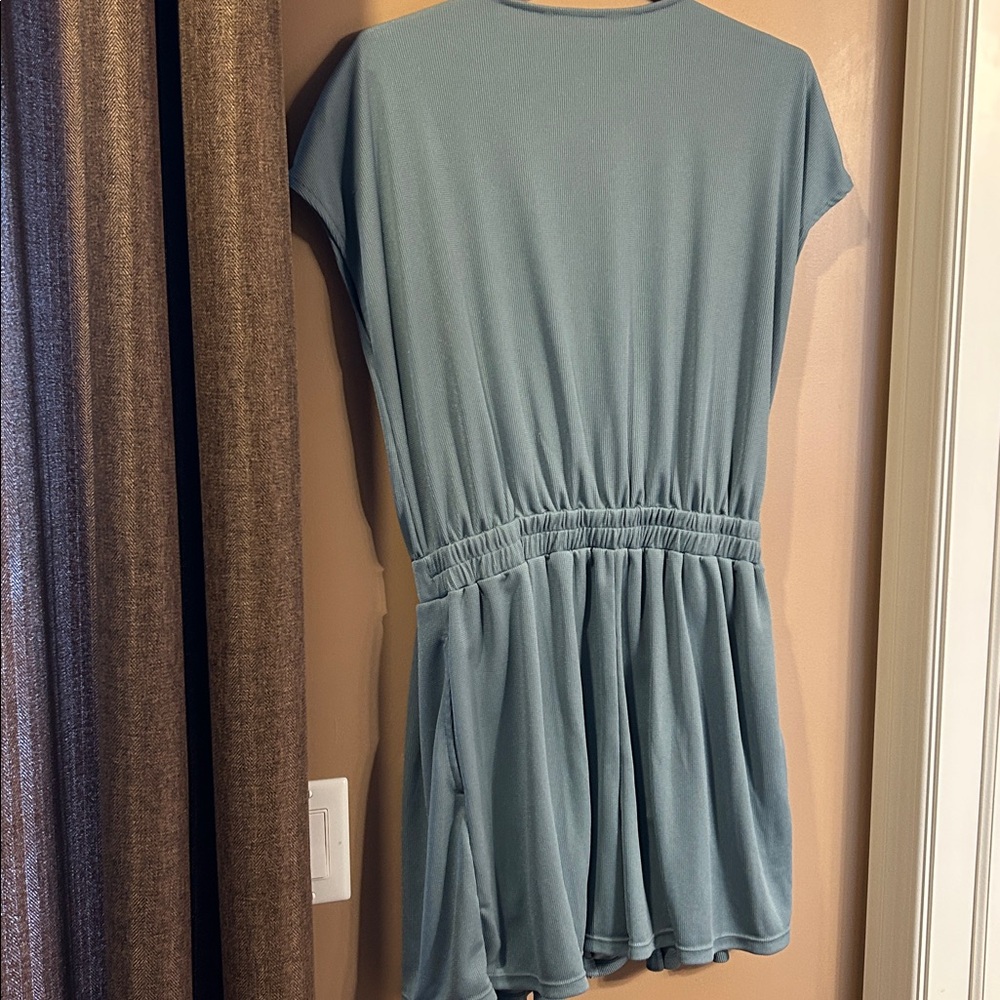 Halara Romper - Picture 3 of 6